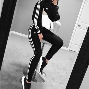 Adidas Classic Three Stripe legging size Large Never worn no tags